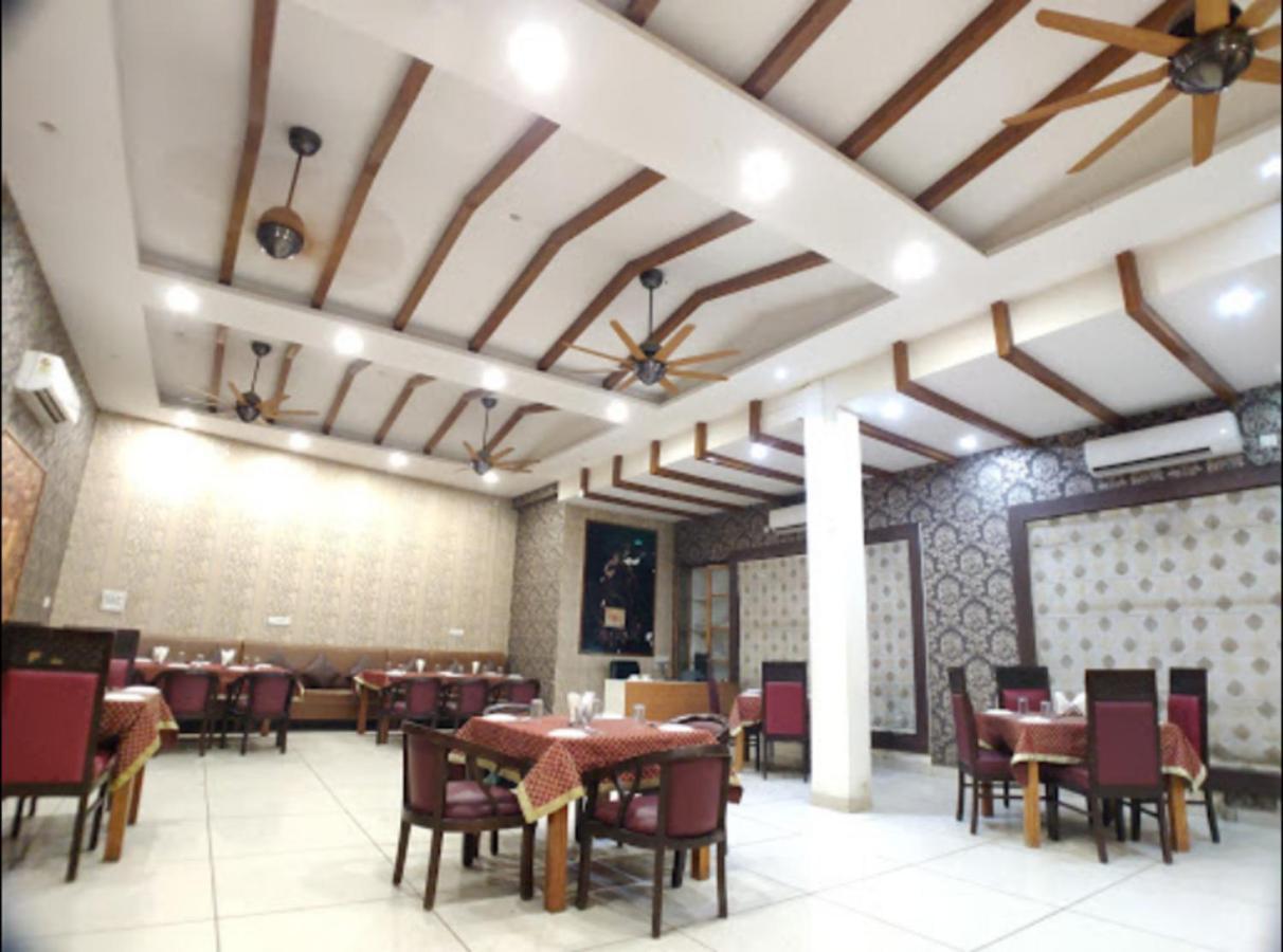 Hotel Badrika Inn Rewa Exterior foto
